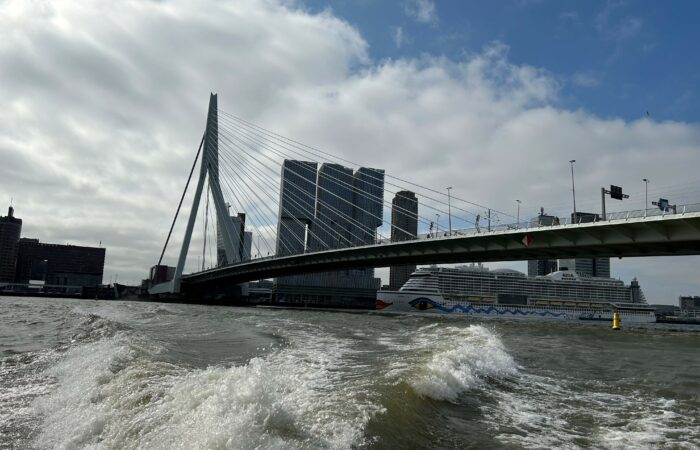 Rotterdam Erasmusburg Bridge